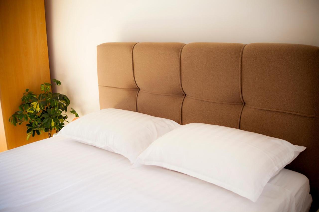 Amarilis Rooms Грожнян Экстерьер фото