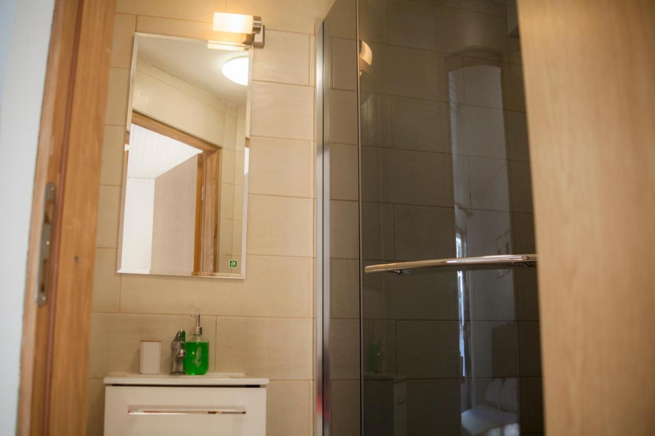 Amarilis Rooms Грожнян Экстерьер фото